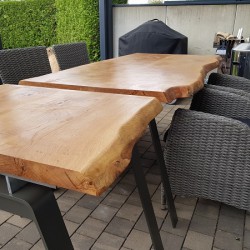 Neues Kundenprojekt: Eichen-Tischplatte aus zwei verleimten Bohlen in 220x85x4,5cm!